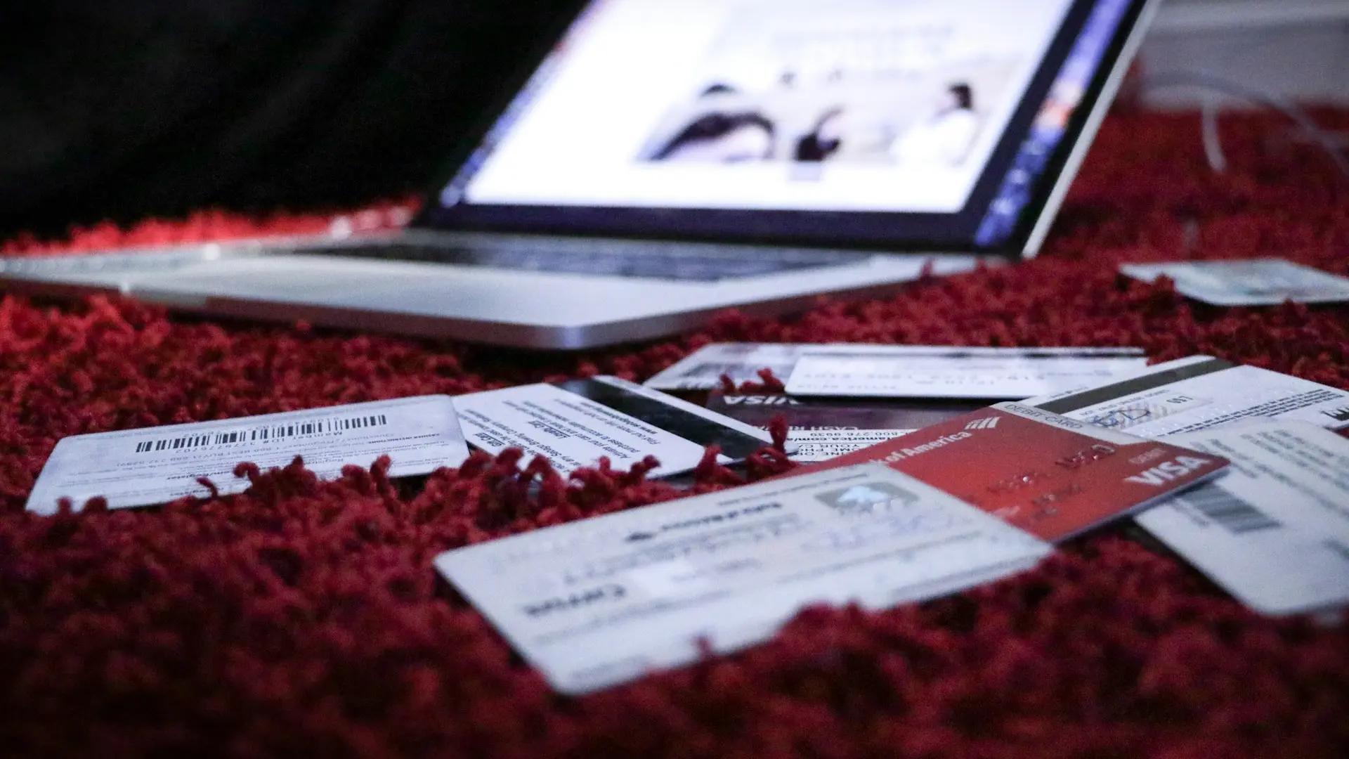Acheter en ligne ou en boutique : c'est pareil, non ? Pas exactement