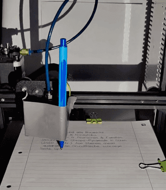 Imprimante 3D rédige un devoir