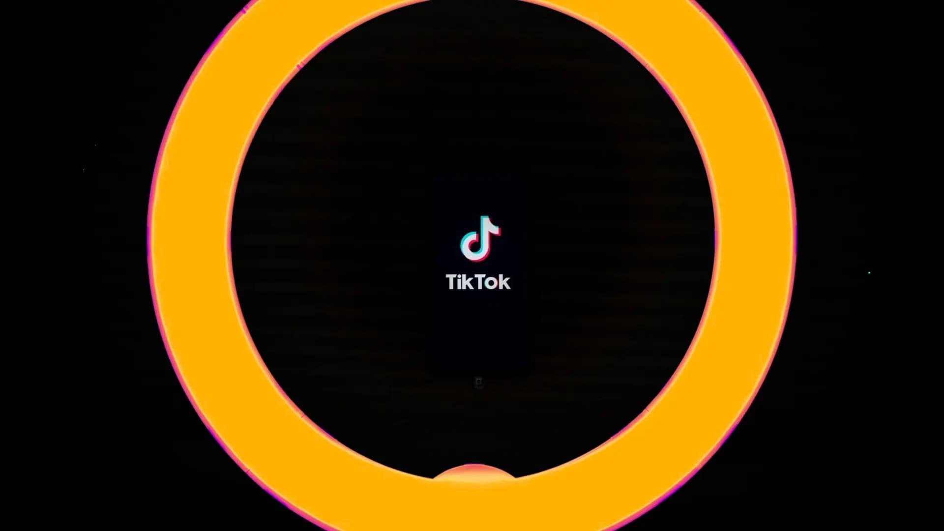 Illustration de la breve : TikTok accusé de monétiser des vidéos de Gaza avec sa nouvelle IA